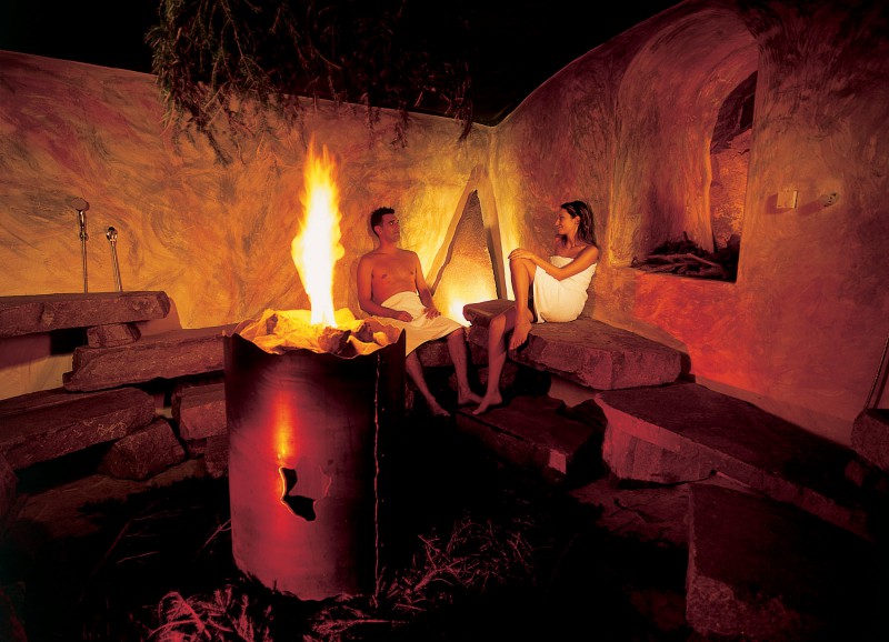 Innamorati Sempre Di Piu Nella Spa Agoranews