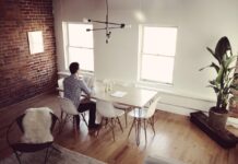 ISTRUZIONE E LONGEVITÀ: CHI È PIÙ ISTRUITO VIVE PIÙ A LUNGO