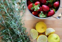 FRAGOLE, LIMONE, ERBE FRESCHE: PERCHÉ A MAGGIO VOGLIAMO SAPORI PIÙ NETTI