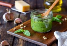 IL BASILICO NON È SOLO UN INGREDIENTE: È L’ODORE UFFICIALE DI GIUGNO